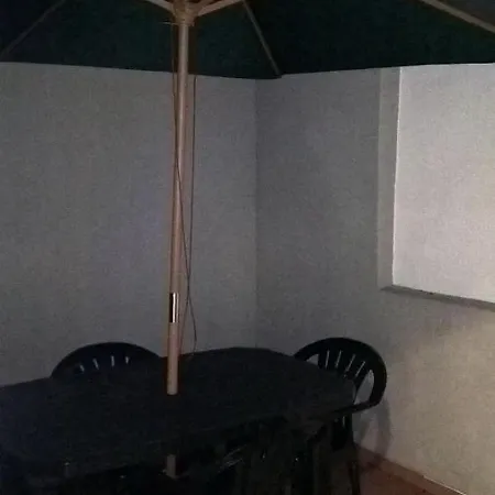 Casa Ao Lado Do Metro *