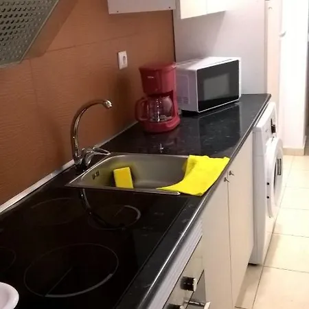 Casa Ao Lado Do Metro