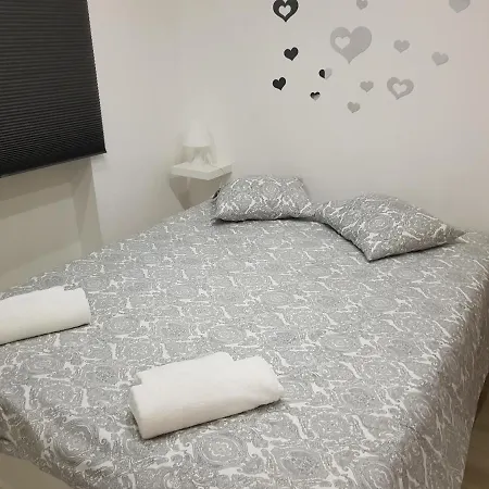 بيت ضيافة Casa Ao Lado Do Metro